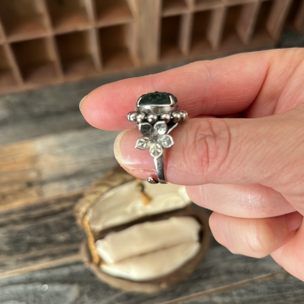 Beautiful Statement Ring - image 6